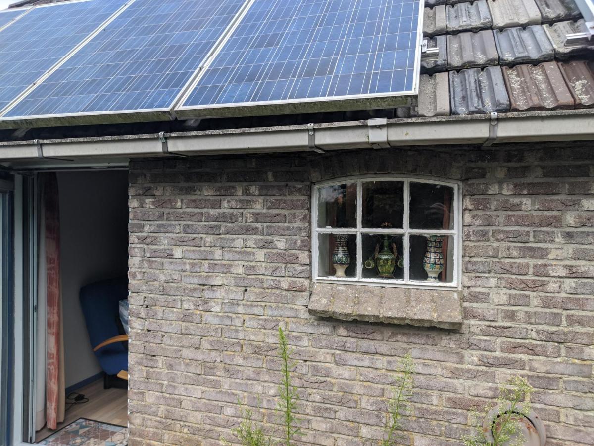 Logeerruimte In Gerenoveerde Boerderij In Wachtum Apartment Luaran gambar